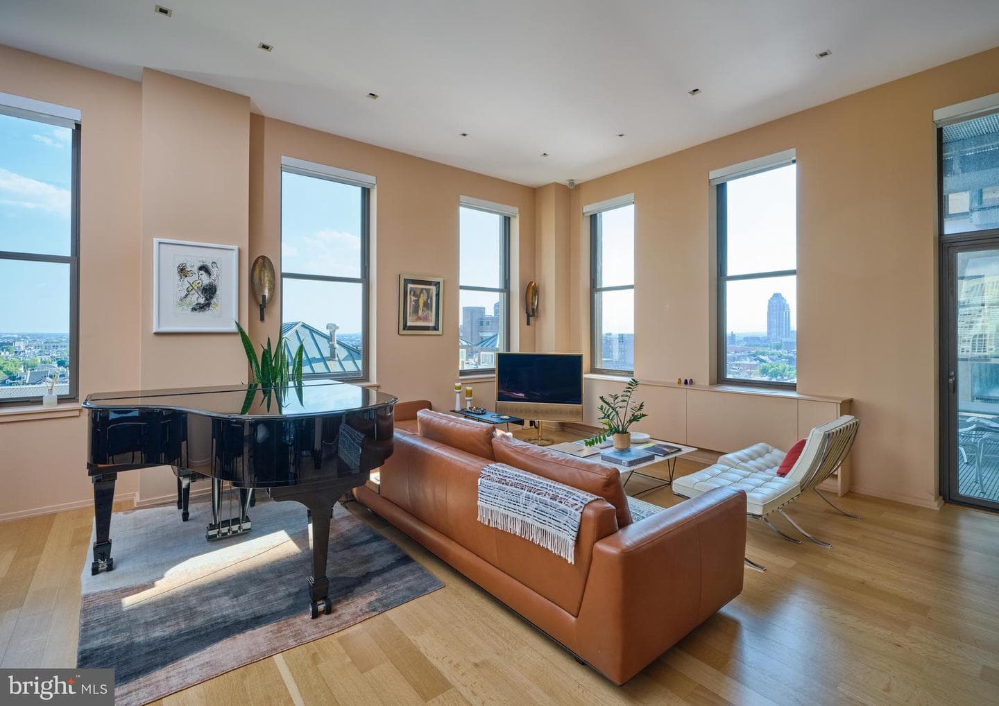 210 W Washington Square #8se photo 6