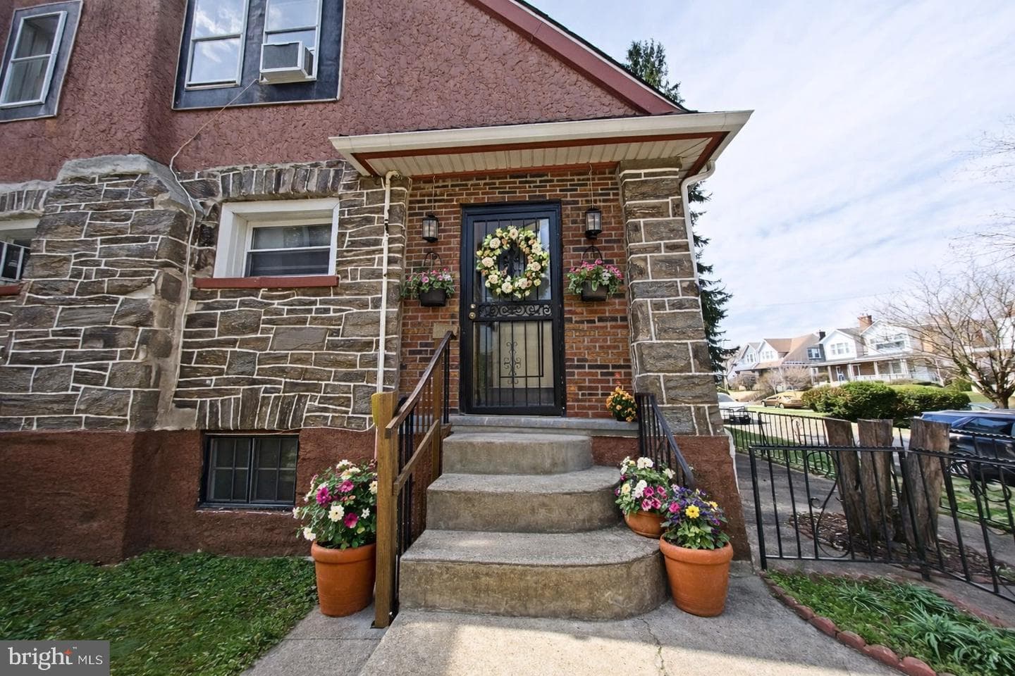 1014 E Rittenhouse Street photo 3