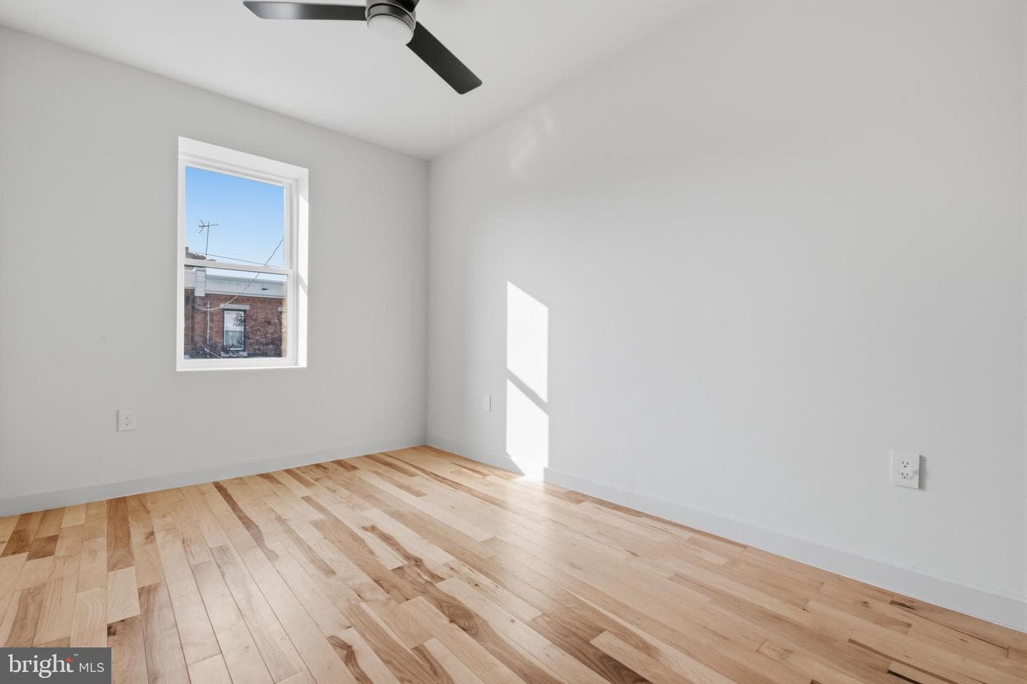 3273 Belgrade Street photo 25