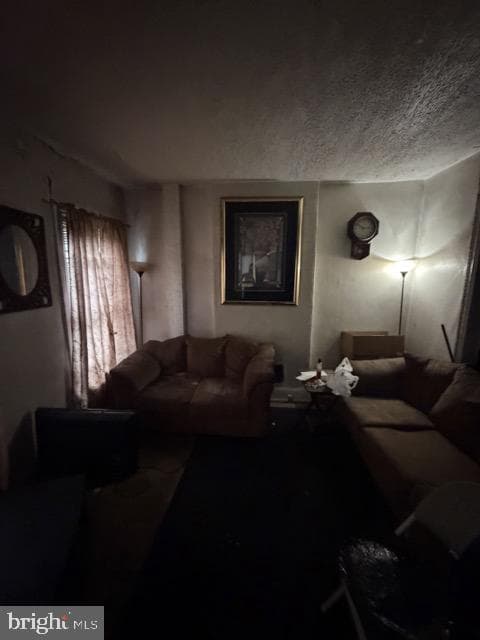 3019 W Dakota Street photo 4
