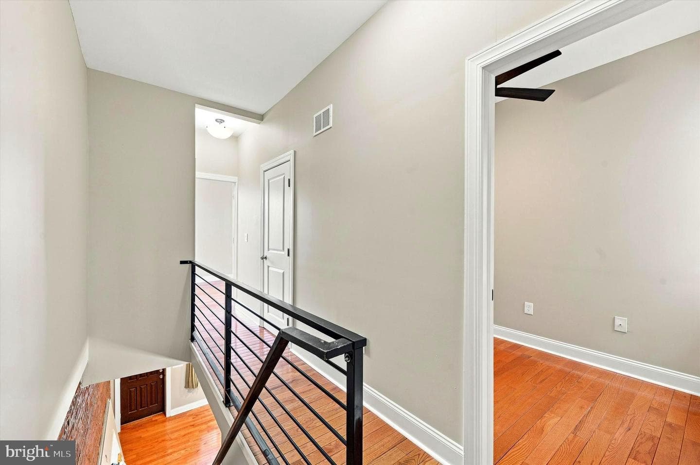 6648 Greenway Avenue photo 15