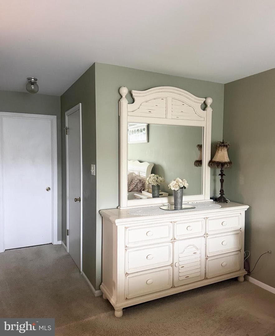 72303 Delaire Landing Road #303 photo 8