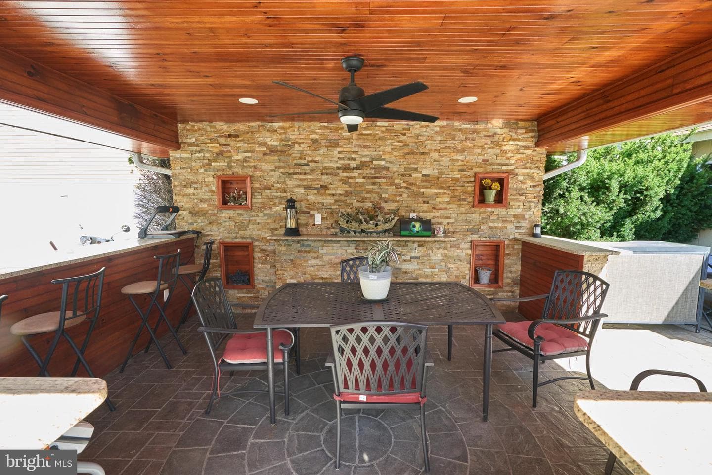 8905 Springview Road photo 30
