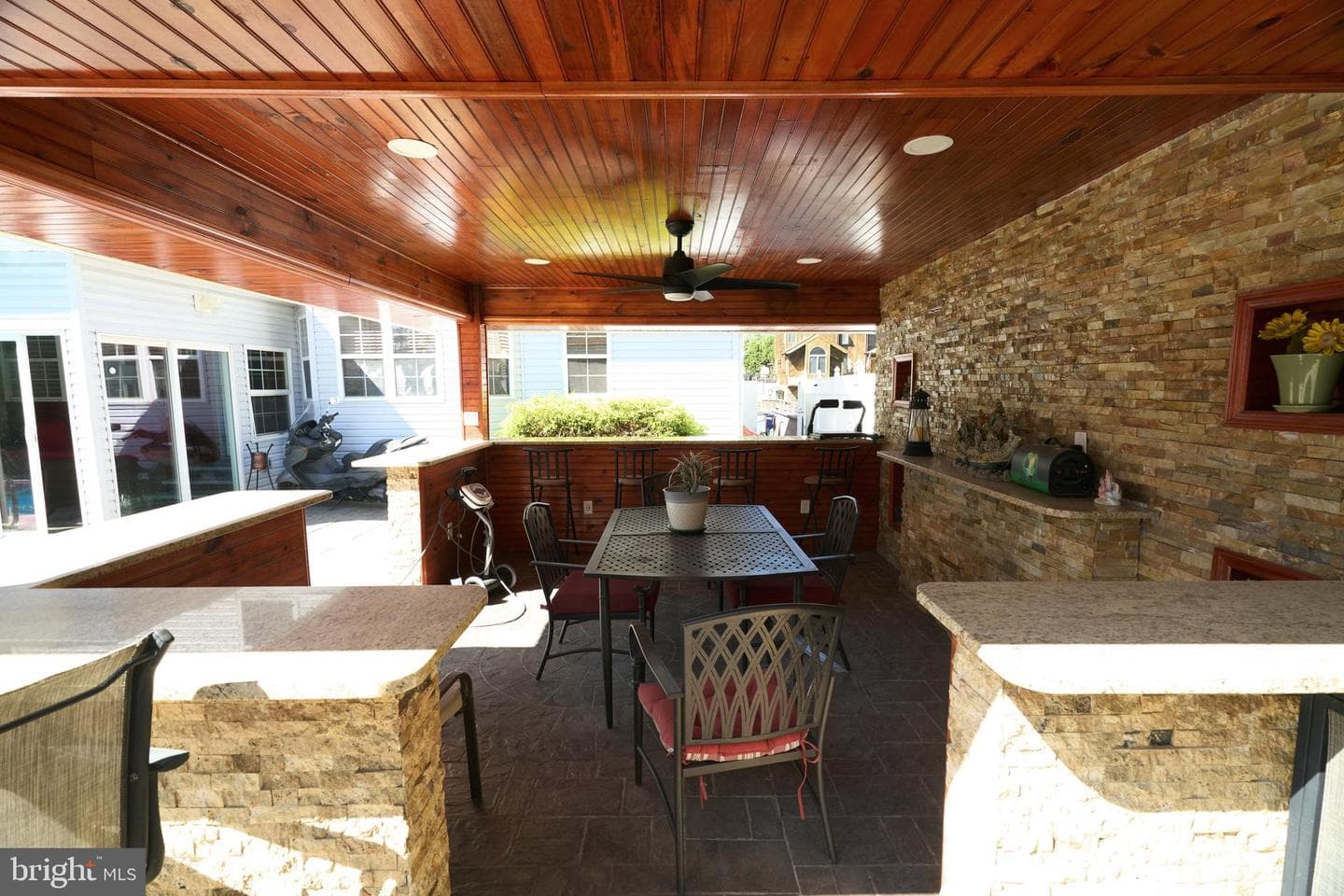 8905 Springview Road photo 32