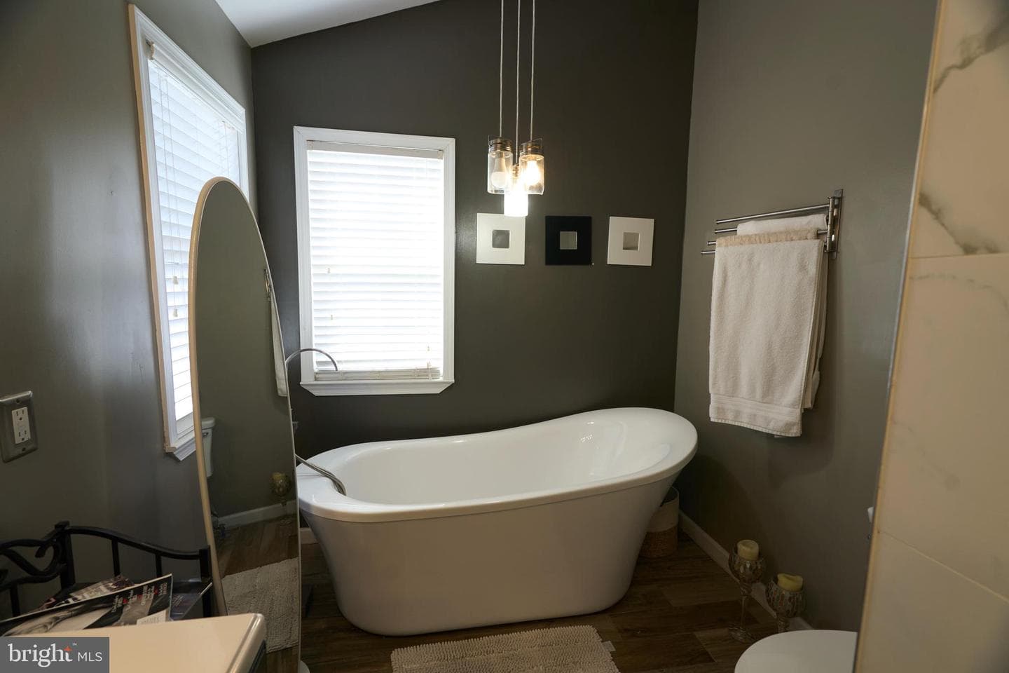 8905 Springview Road photo 43