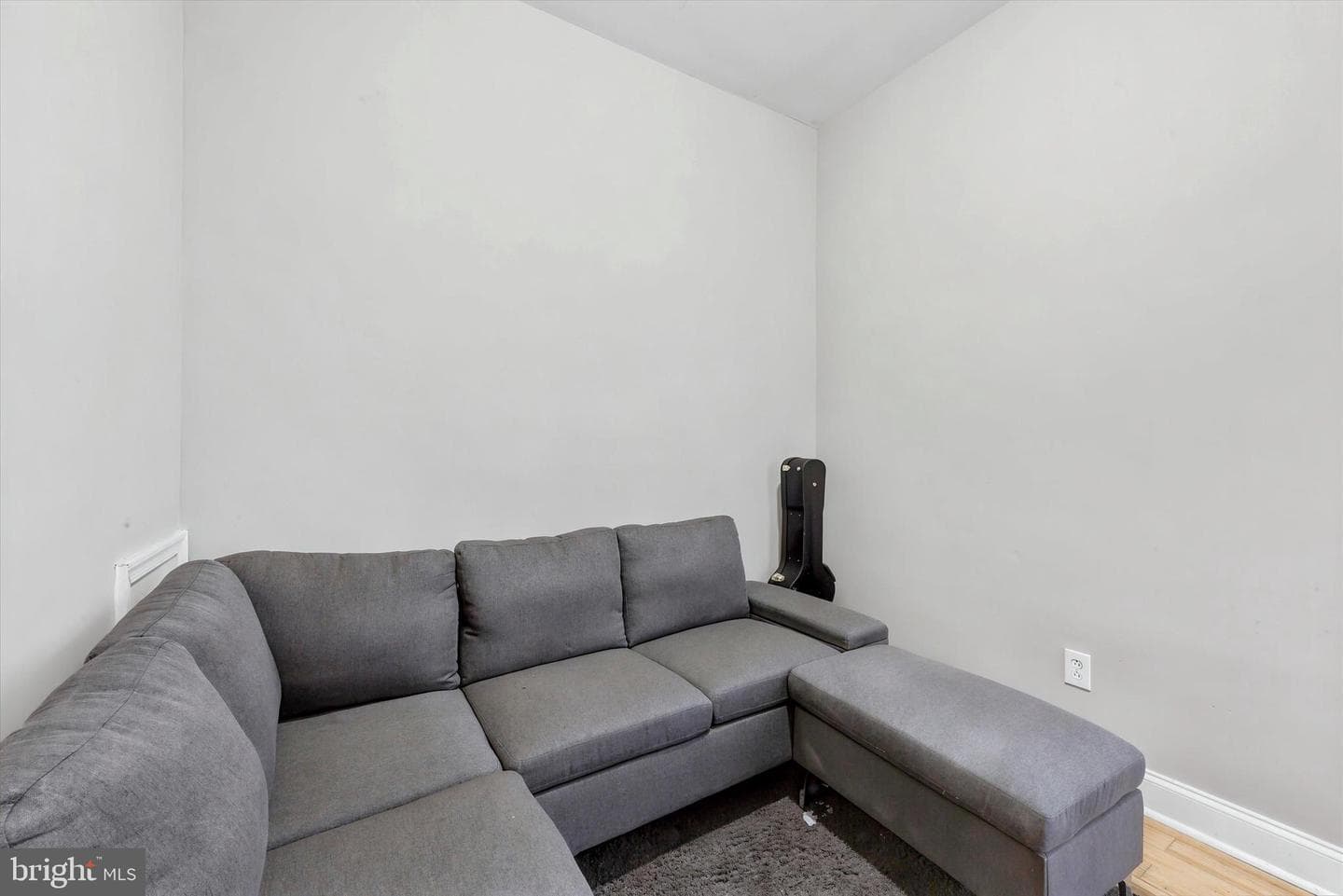 514 Titan Street photo 17