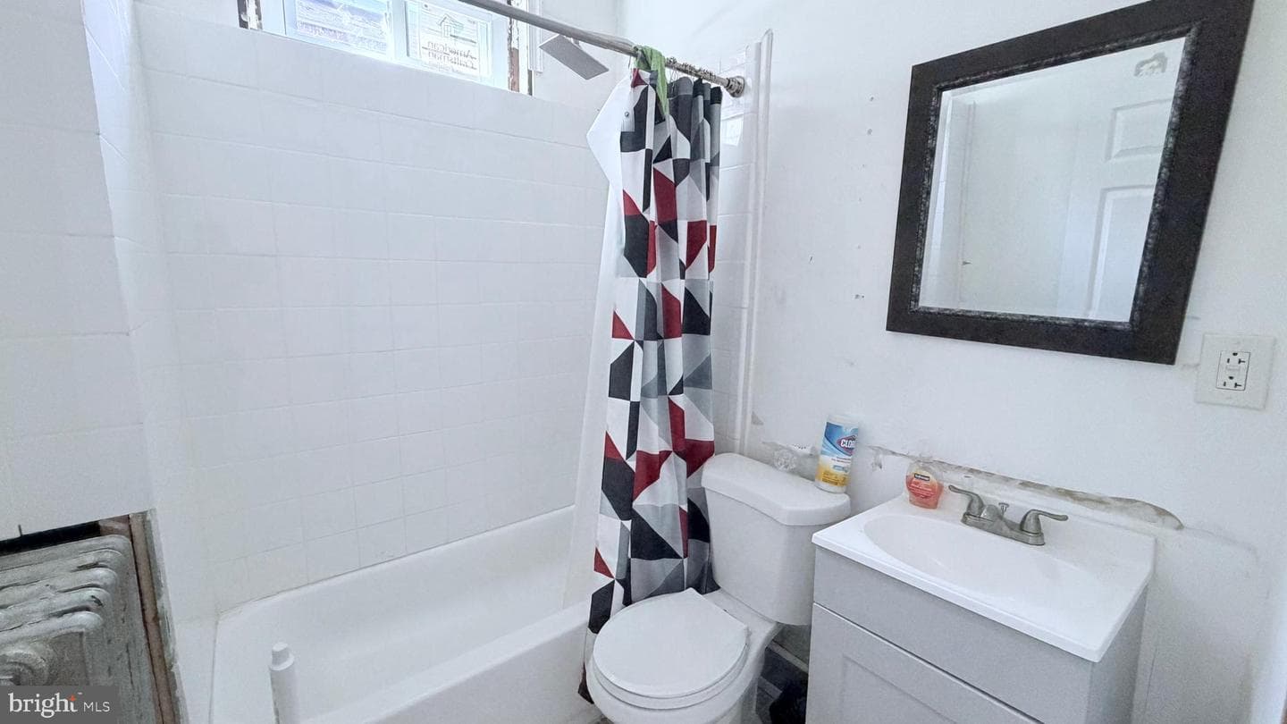 2239 W Somerset Street photo 31
