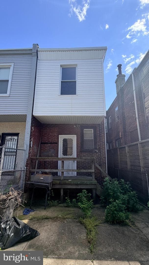 2239 W Somerset Street photo 49