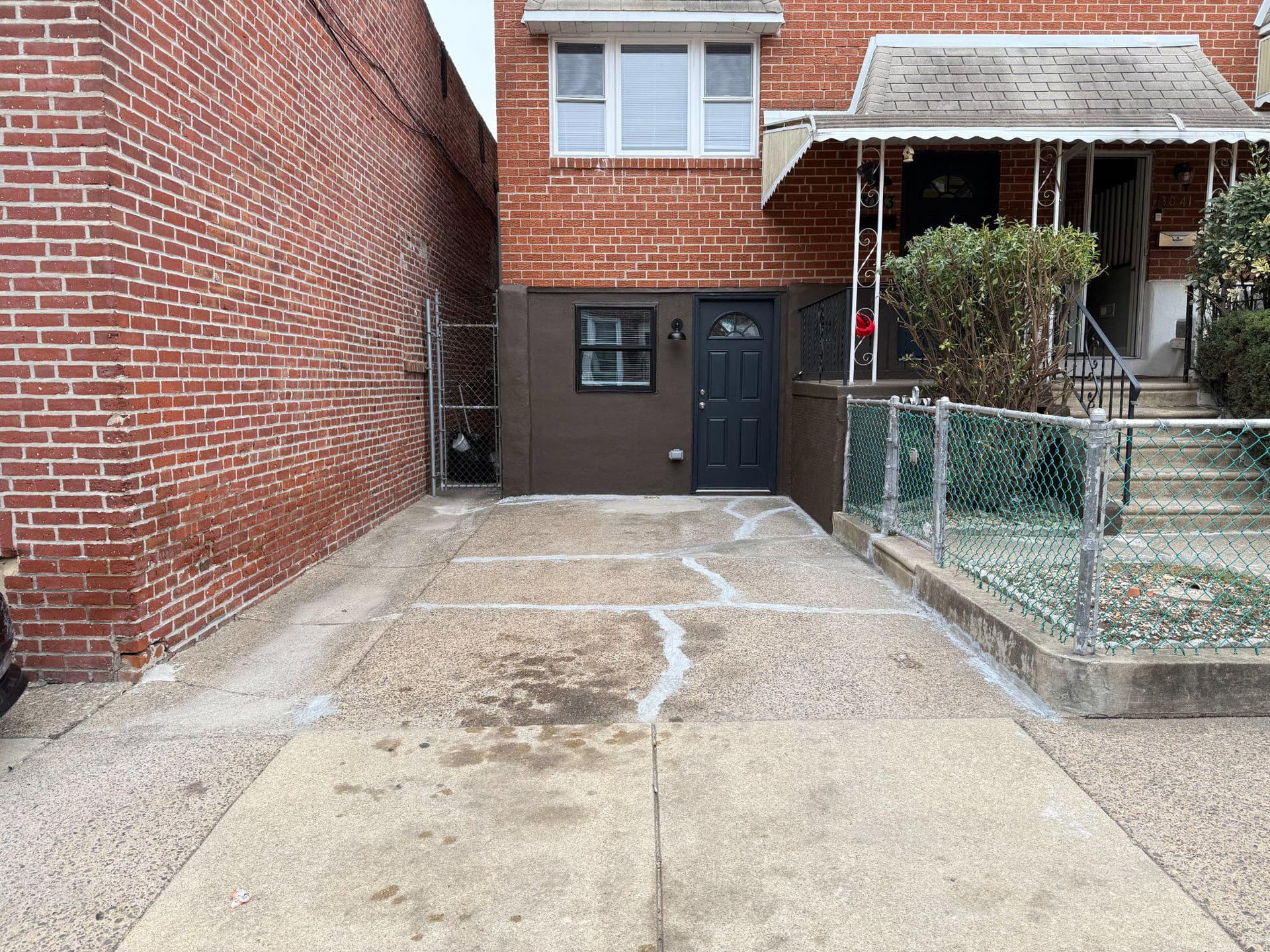 3043 Miller Street photo 1