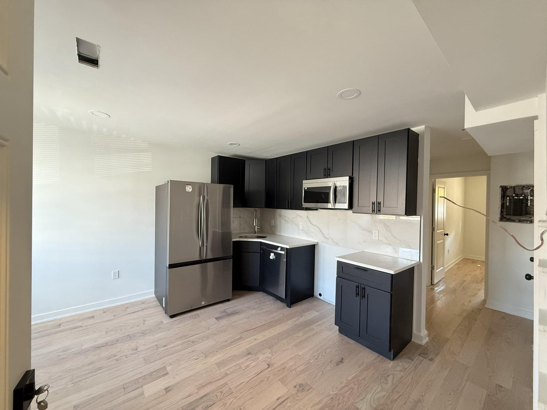 3043 Miller Street photo 13