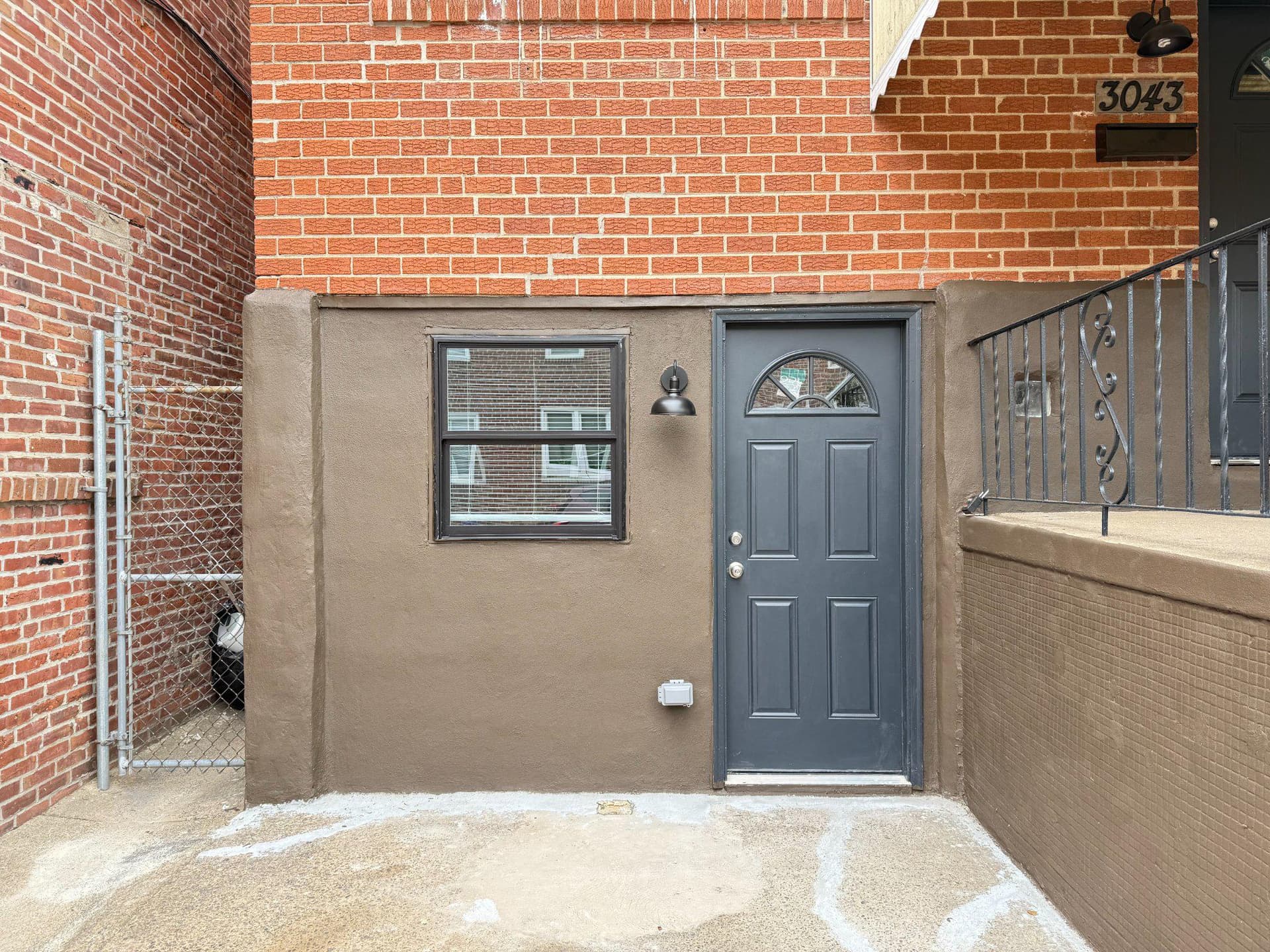 3043 Miller Street photo 2