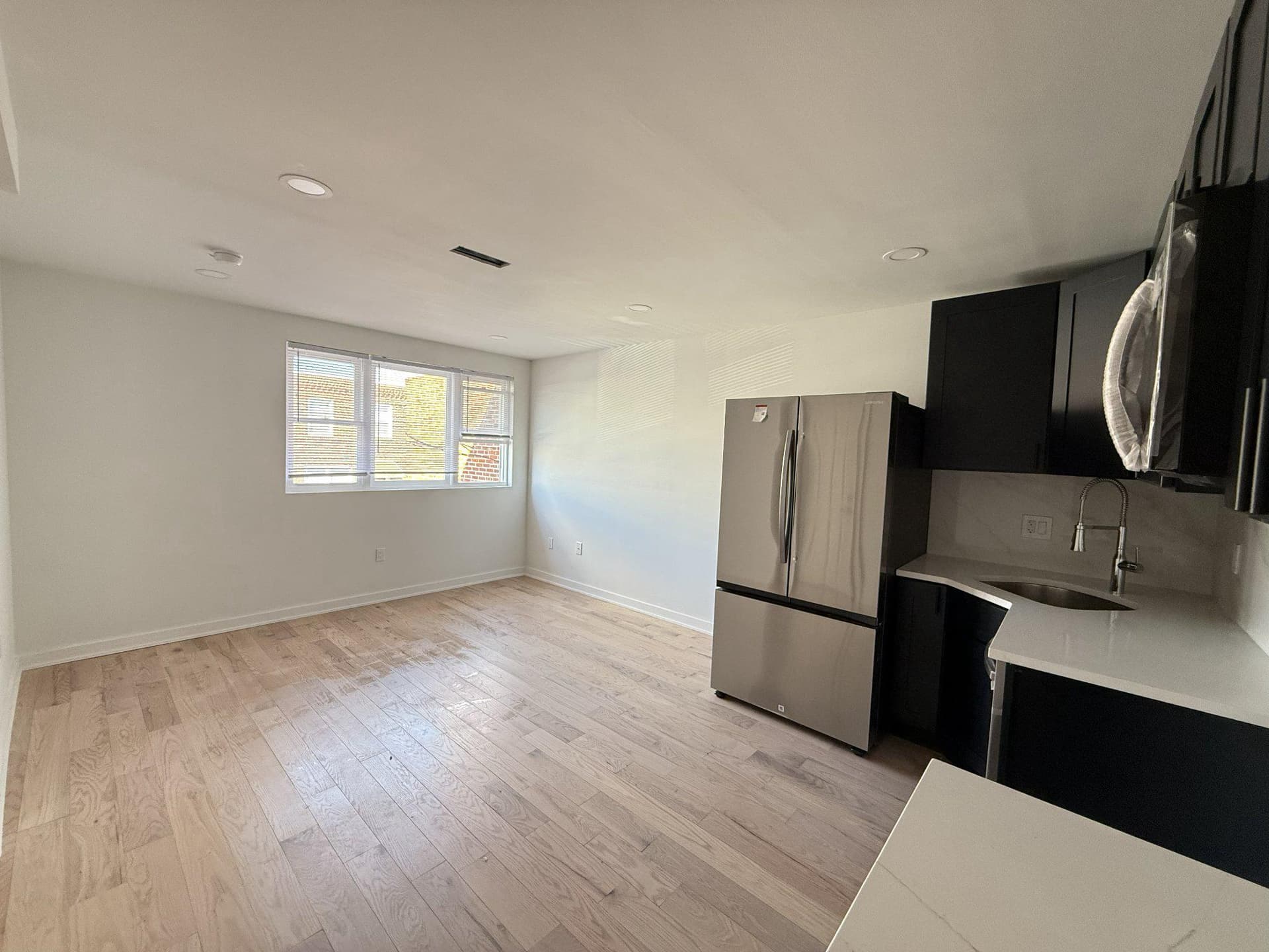 3043 Miller Street photo 23