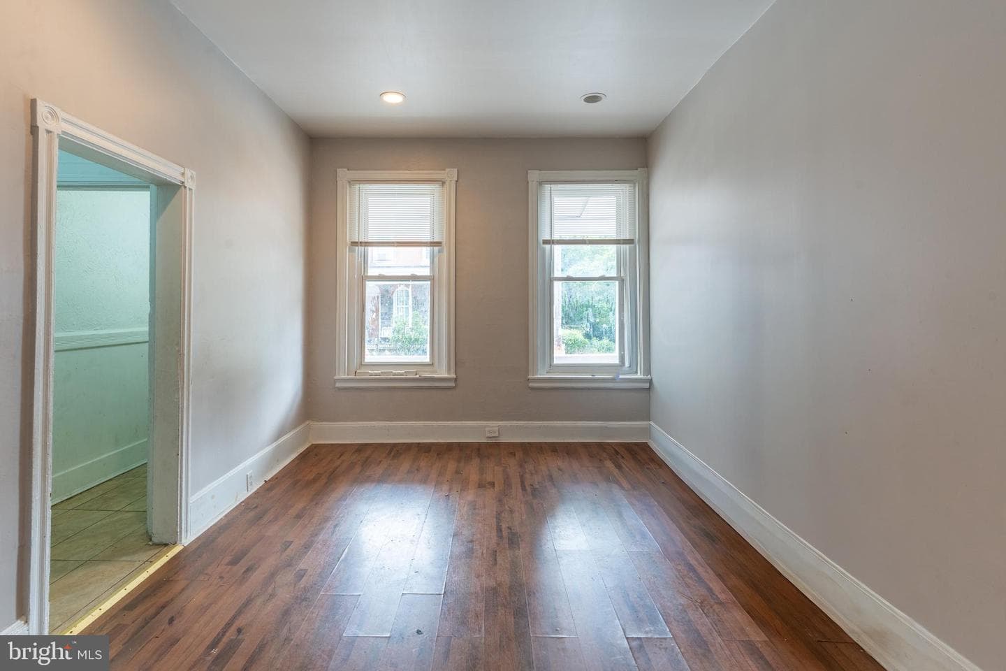 45 E Clapier Street photo 4