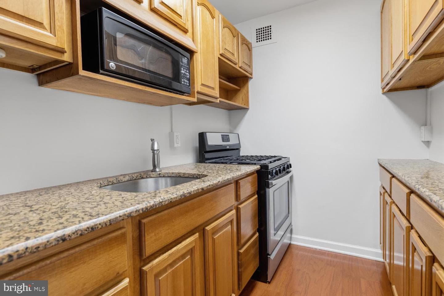 1810 Rittenhouse Square #212 photo 22