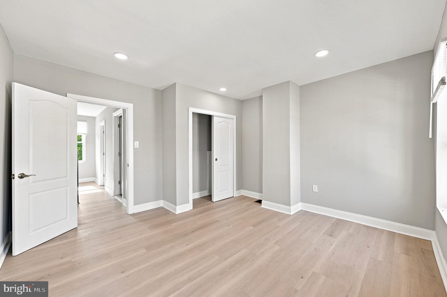 3105 N Chadwick Street photo 10