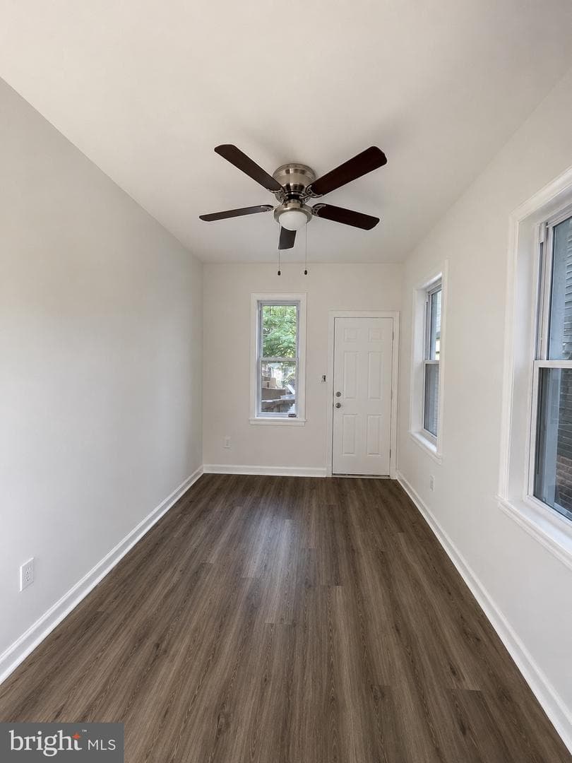 2433 N Carlisle Street photo 6