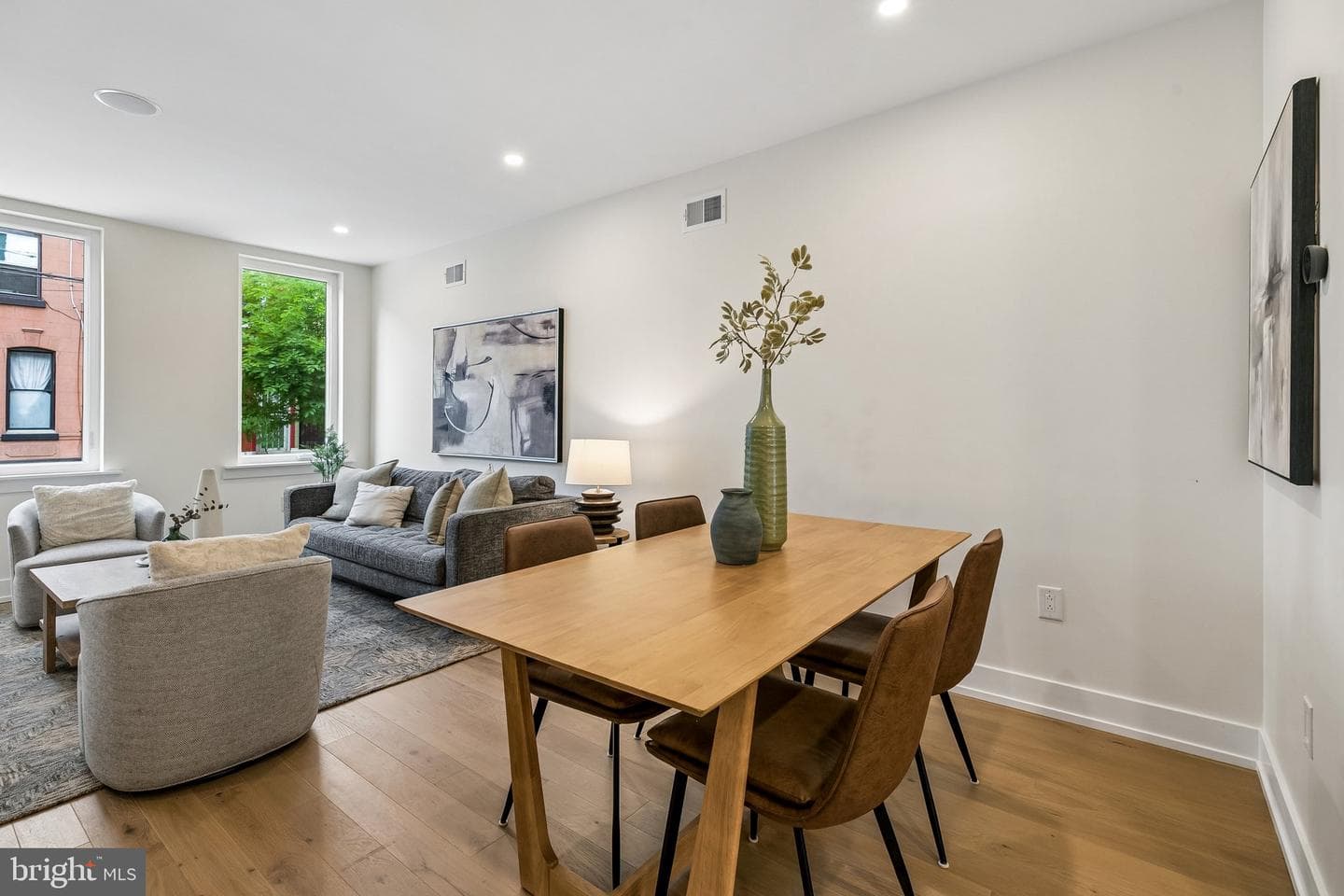 2239 Catharine Street photo 12