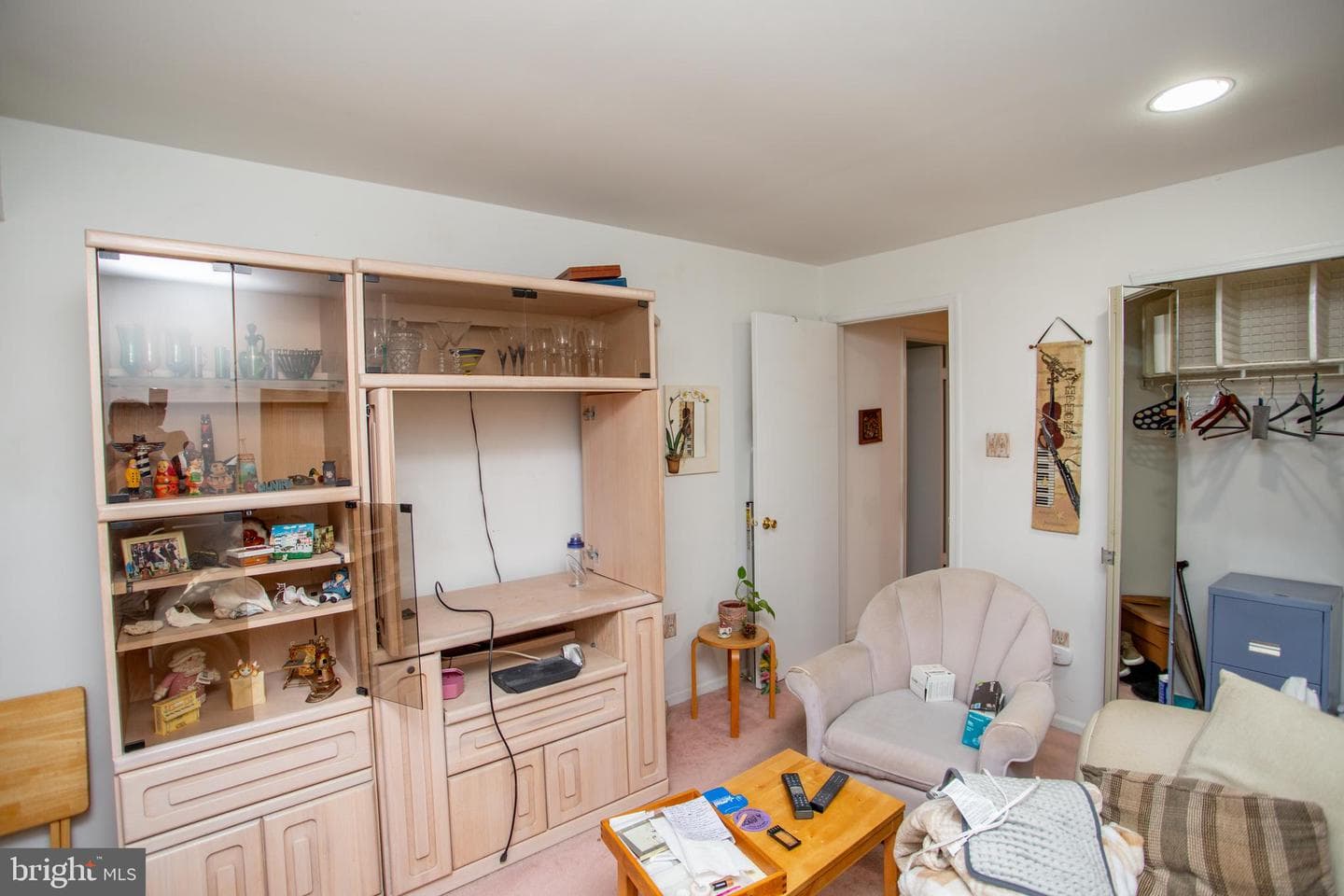 73305 Delaire Landing Road #305 photo 25