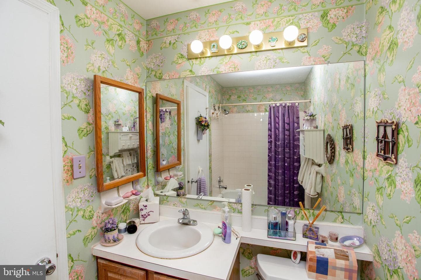 73305 Delaire Landing Road #305 photo 27