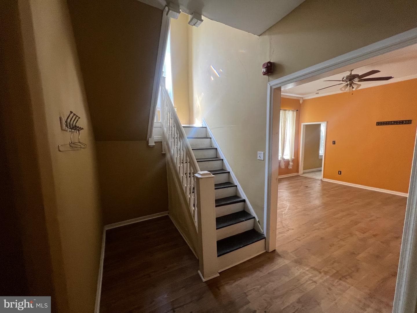 4623 Pulaski photo 10