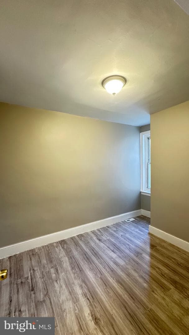 6135 Hegerman Street photo 16