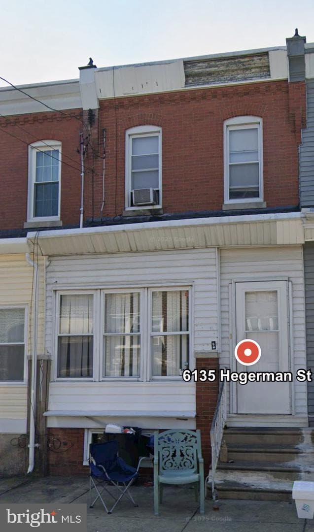 6135 Hegerman Street photo 2