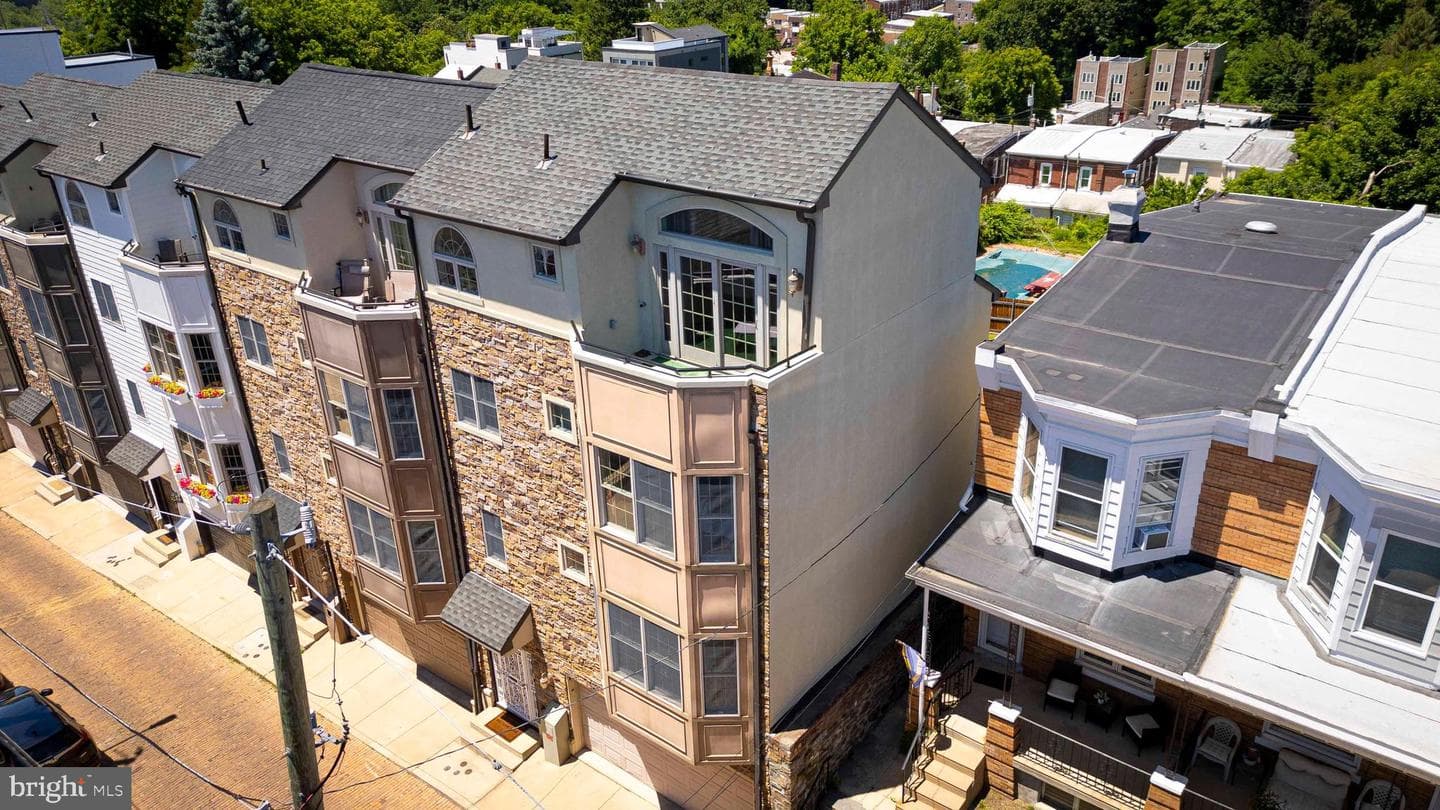 308 Dupont Street
