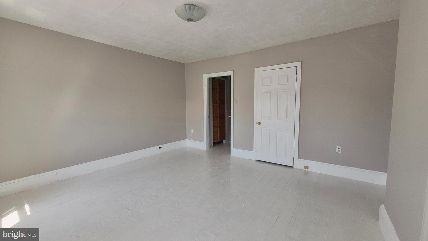 108 Seville Street photo 12