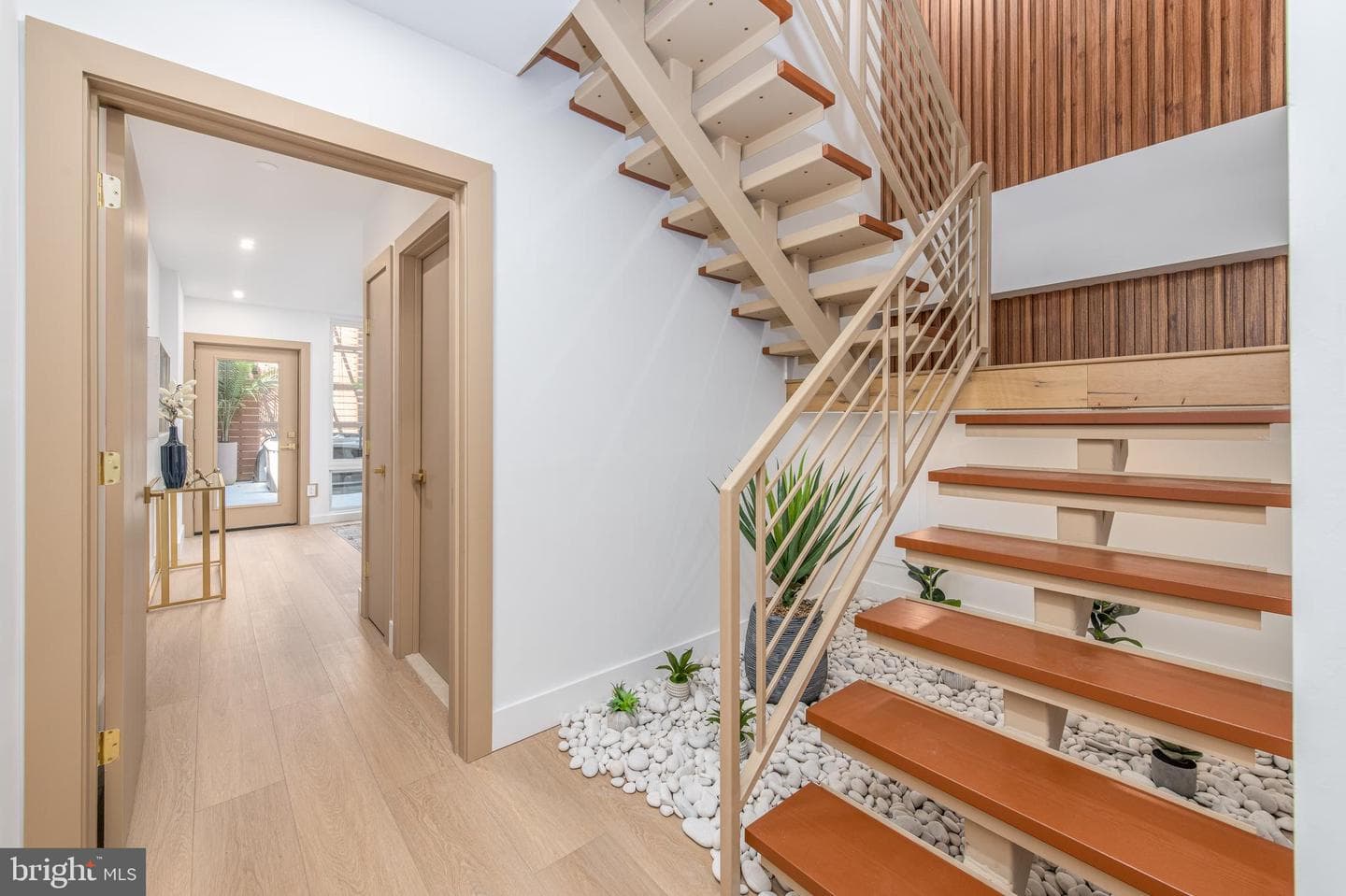 217 Tasker Street photo 30