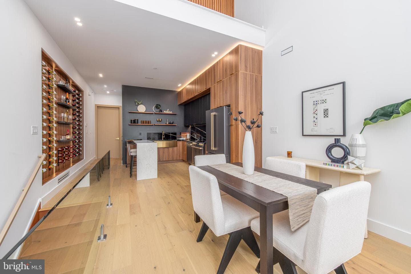 217 Tasker Street photo 9