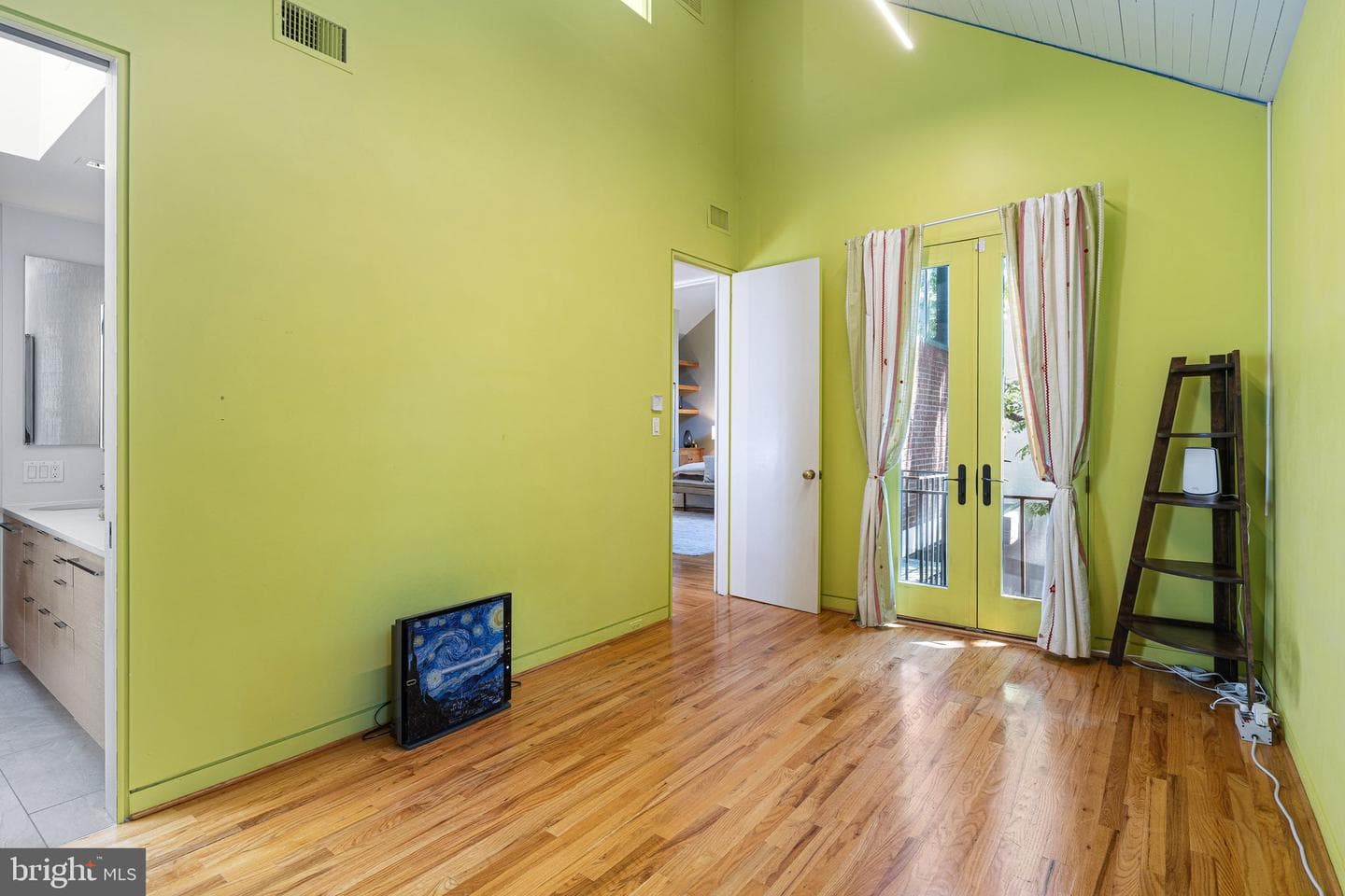 113 Pine Street photo 34