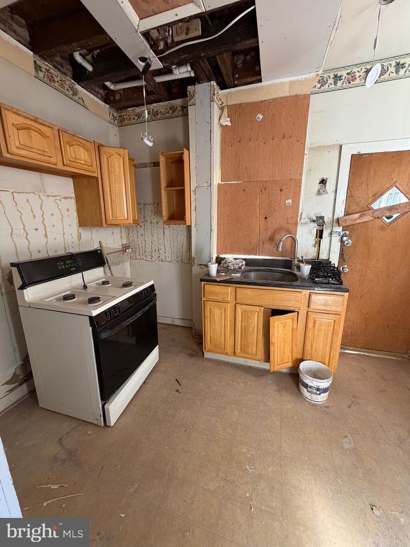 3727 N Delhi Street photo 6