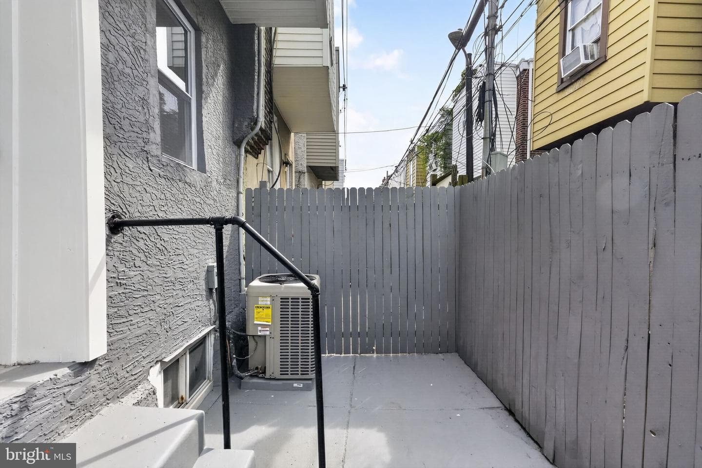 2536 S Philip Street photo 28