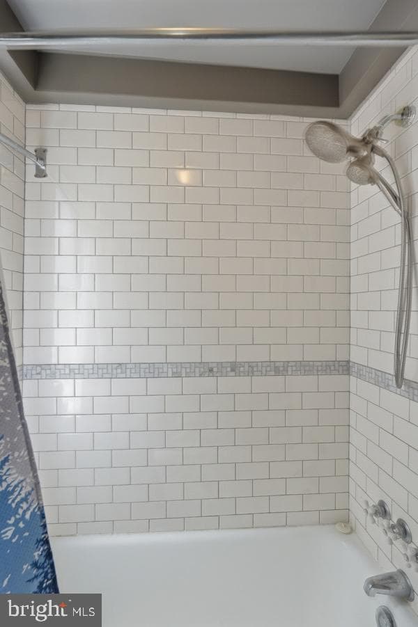 146 Melvale Street photo 18