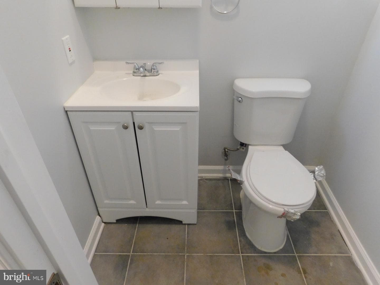 2437 N 19th Street photo 3
