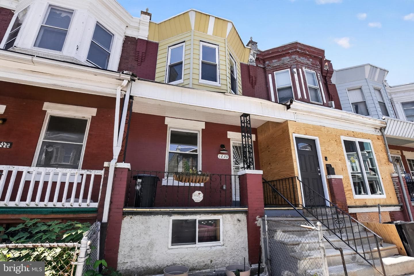 1220 S Peach Street photo 8