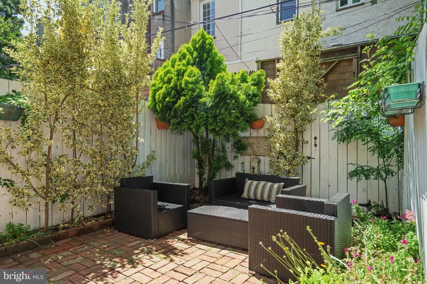 2424 Lombard St photo 22