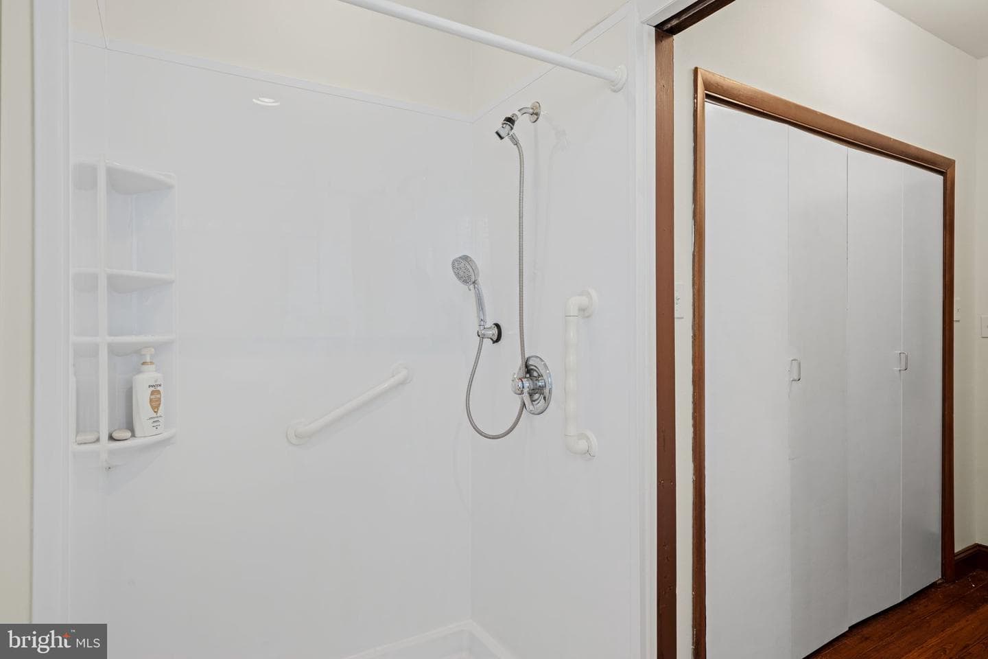 2424 Lombard St photo 36