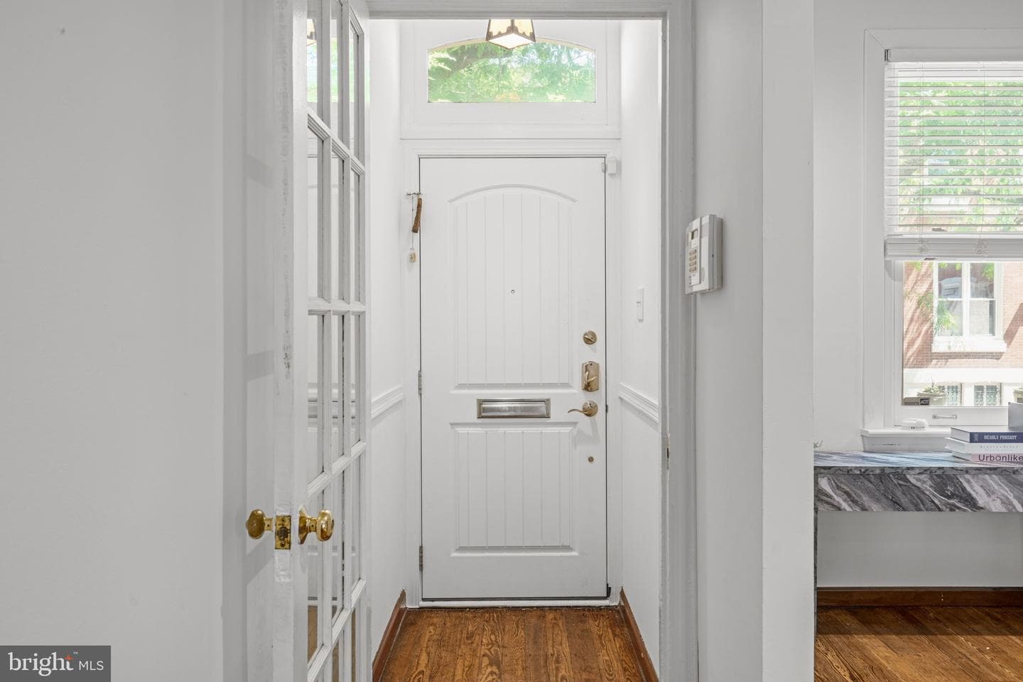 2424 Lombard St photo 4