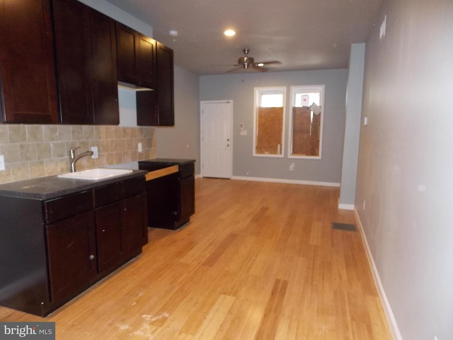 2529 N Napa Street photo 4