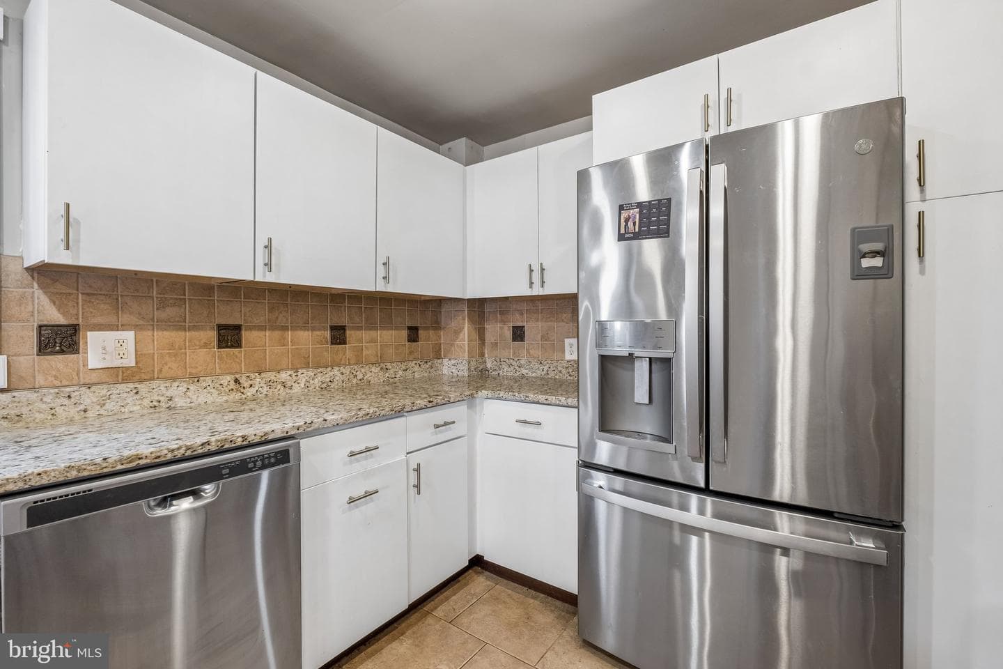 725 Hill Road photo 14