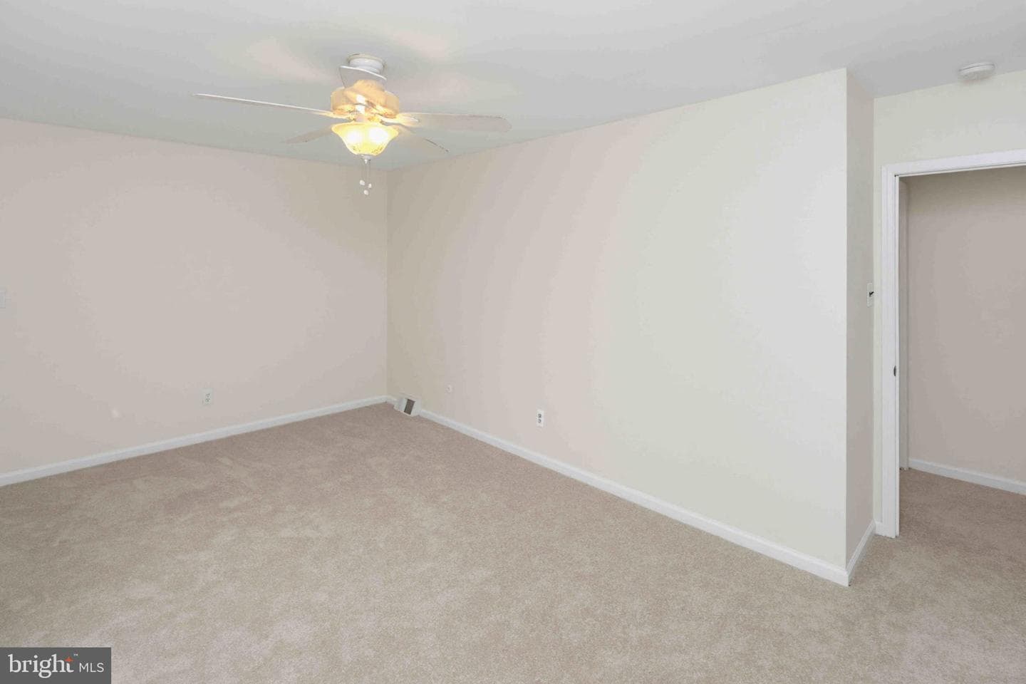 9807 Cowden Street photo 20