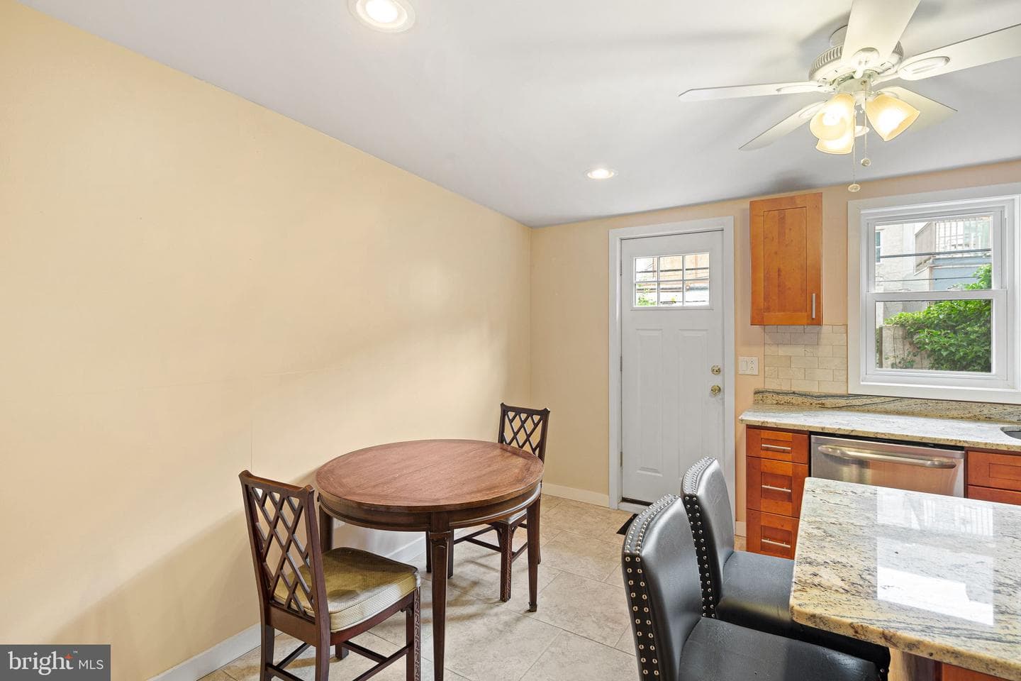 611 Kimball Street photo 11