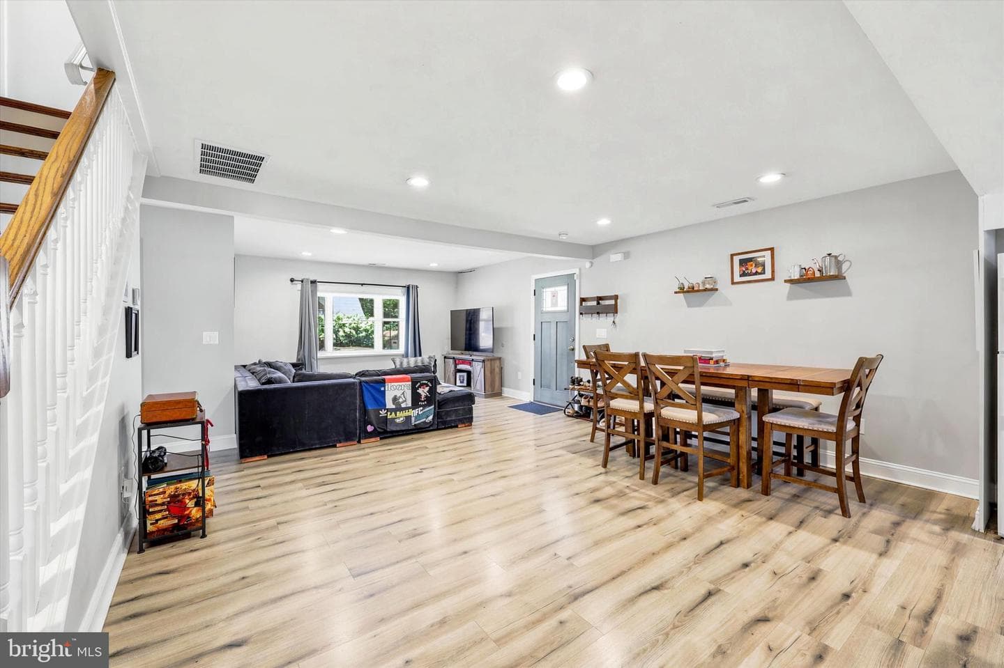 9345 Annapolis Road photo 4