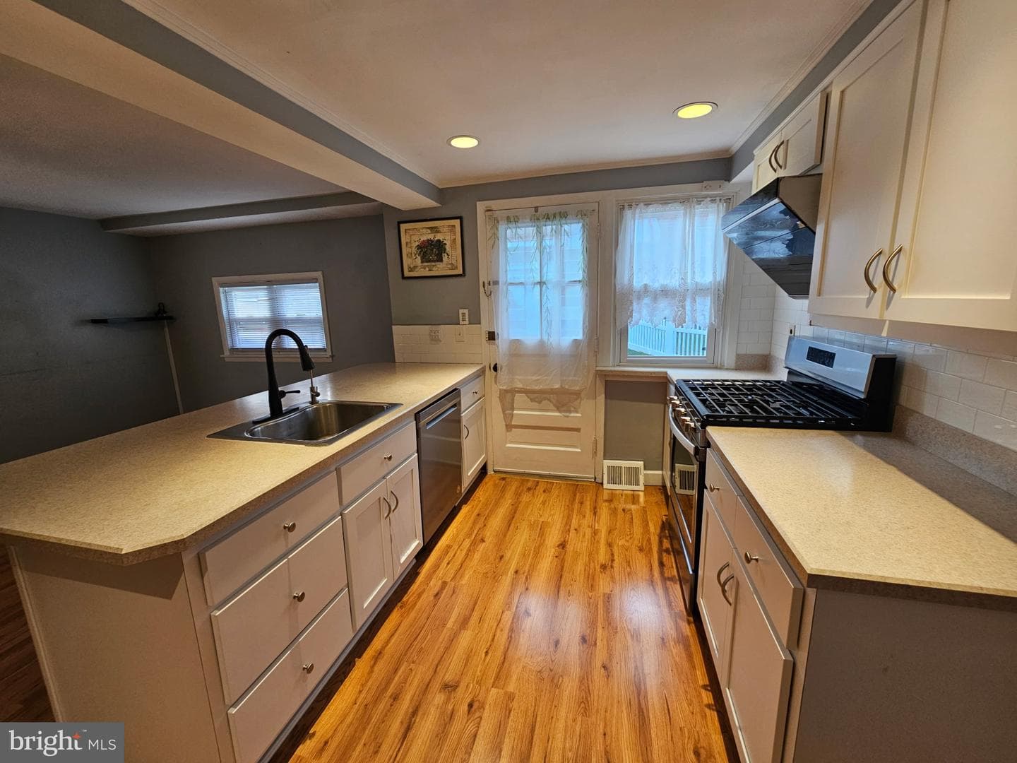 804 Marchman Road photo 3
