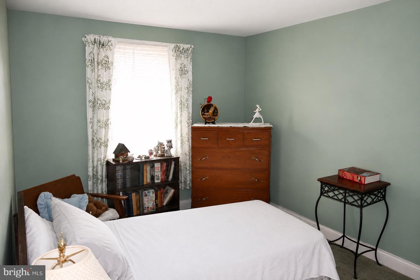 124 W Wildey Street photo 9