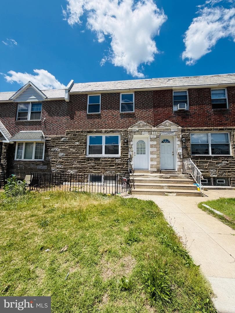 6334 Sylvester Street photo 1