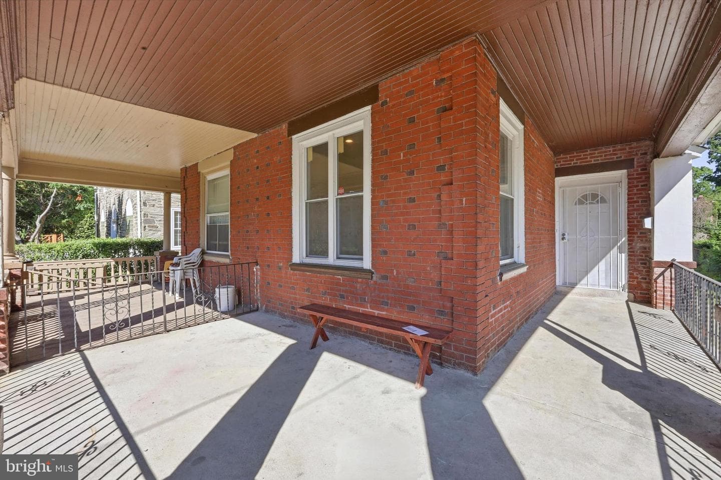 51 E High Street photo 2