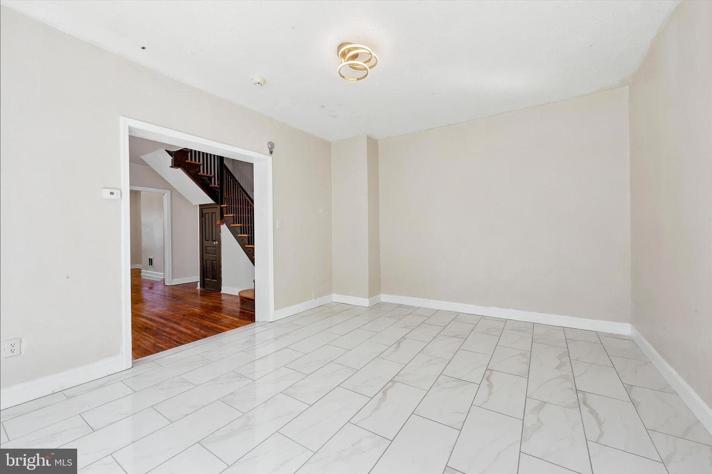 51 E High Street photo 7