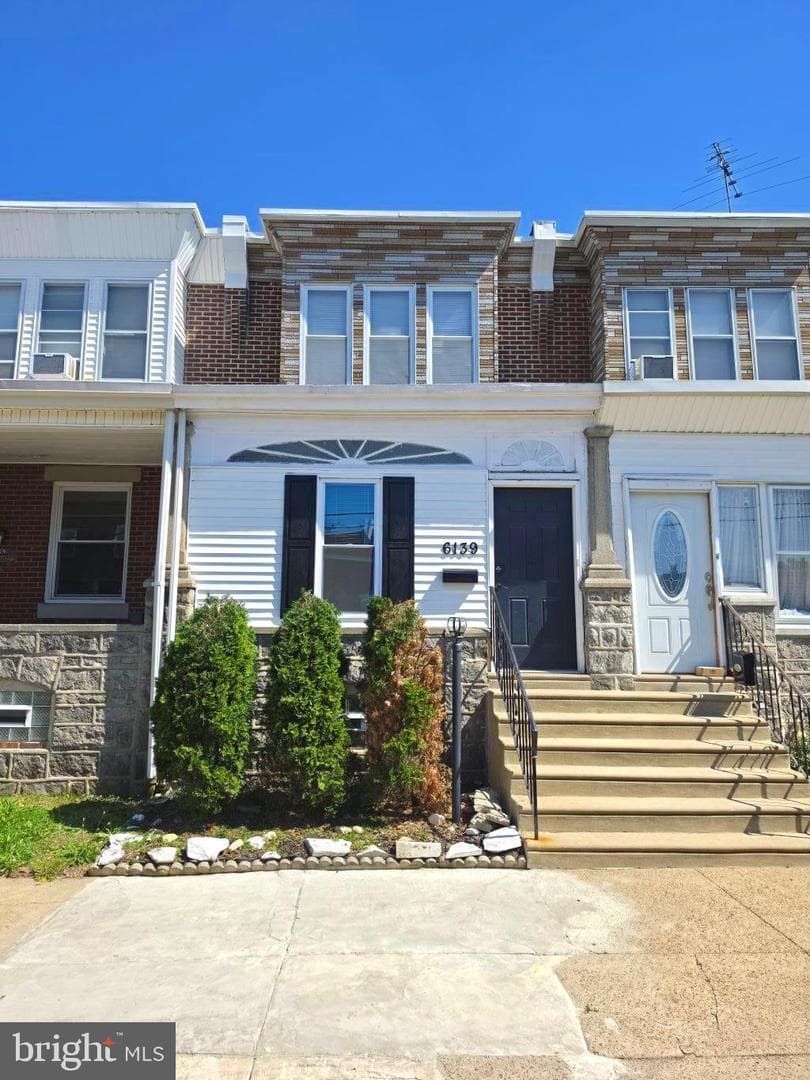 6139 Walker Street photo 1